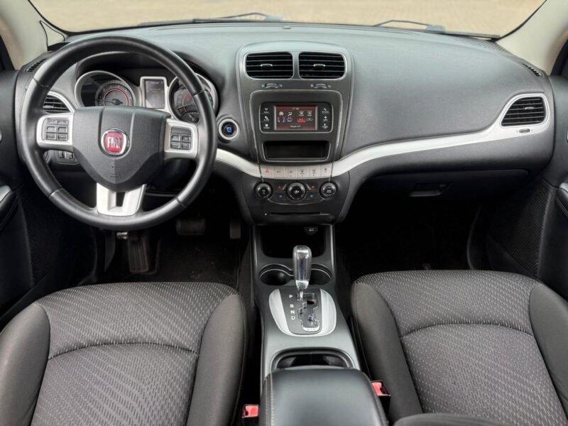 2012 FIAT FREEMONT EMOTION - R$ 47.900,00