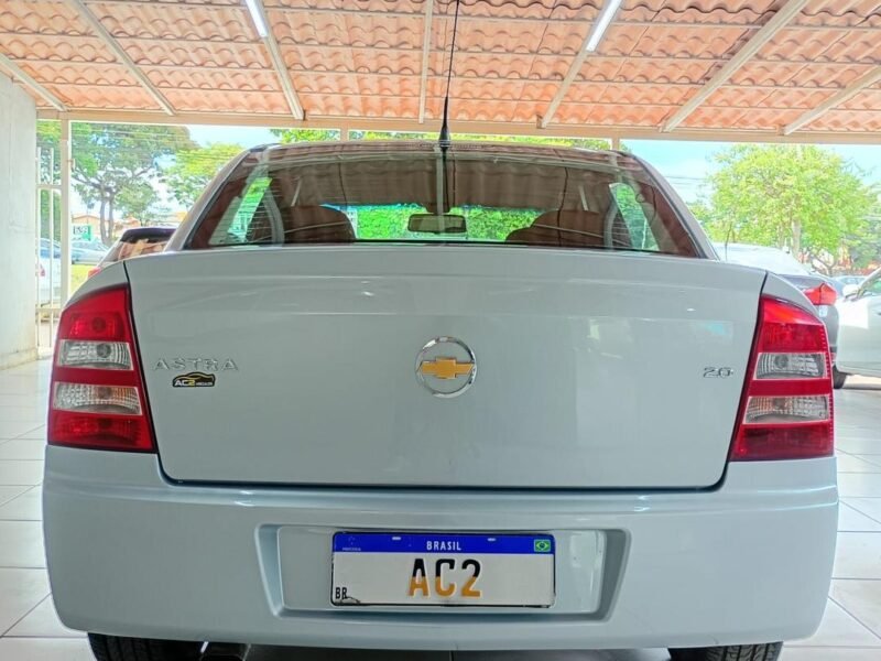 2011 CHEVROLET ASTRA SEDAN ADVANTAGE - R$ 47.990,00