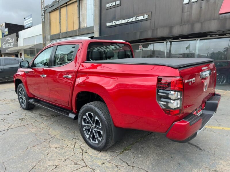 2024 MITSUBISHI TRITON SPORT HPE S - R$ 209.900,00