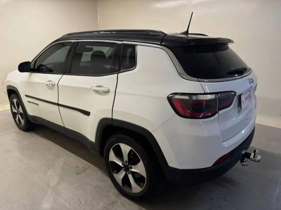 2018 JEEP COMPASS 2.0 16V FLEX LONGITUDE AUTOMÁTICO - R$ 85.989,00