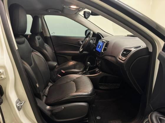 2018 JEEP COMPASS 2.0 16V FLEX LONGITUDE AUTOMÁTICO - R$ 85.989,00
