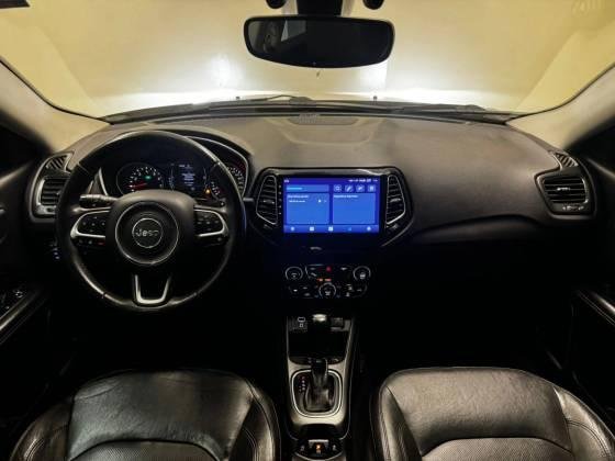 2018 JEEP COMPASS 2.0 16V FLEX LONGITUDE AUTOMÁTICO - R$ 85.989,00